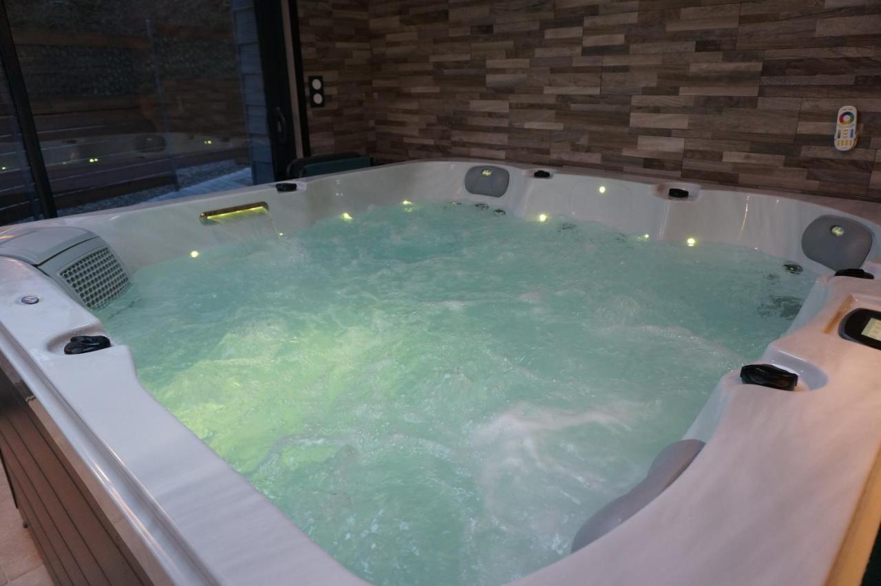 Domaine Du Moulin A Vent - Gite & Spa Saint-Florent-sur-Cher Bagian luar foto