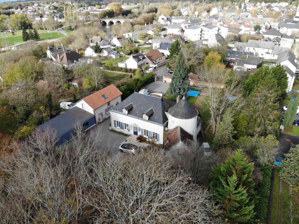 Domaine Du Moulin A Vent - Gite & Spa Saint-Florent-sur-Cher Bagian luar foto