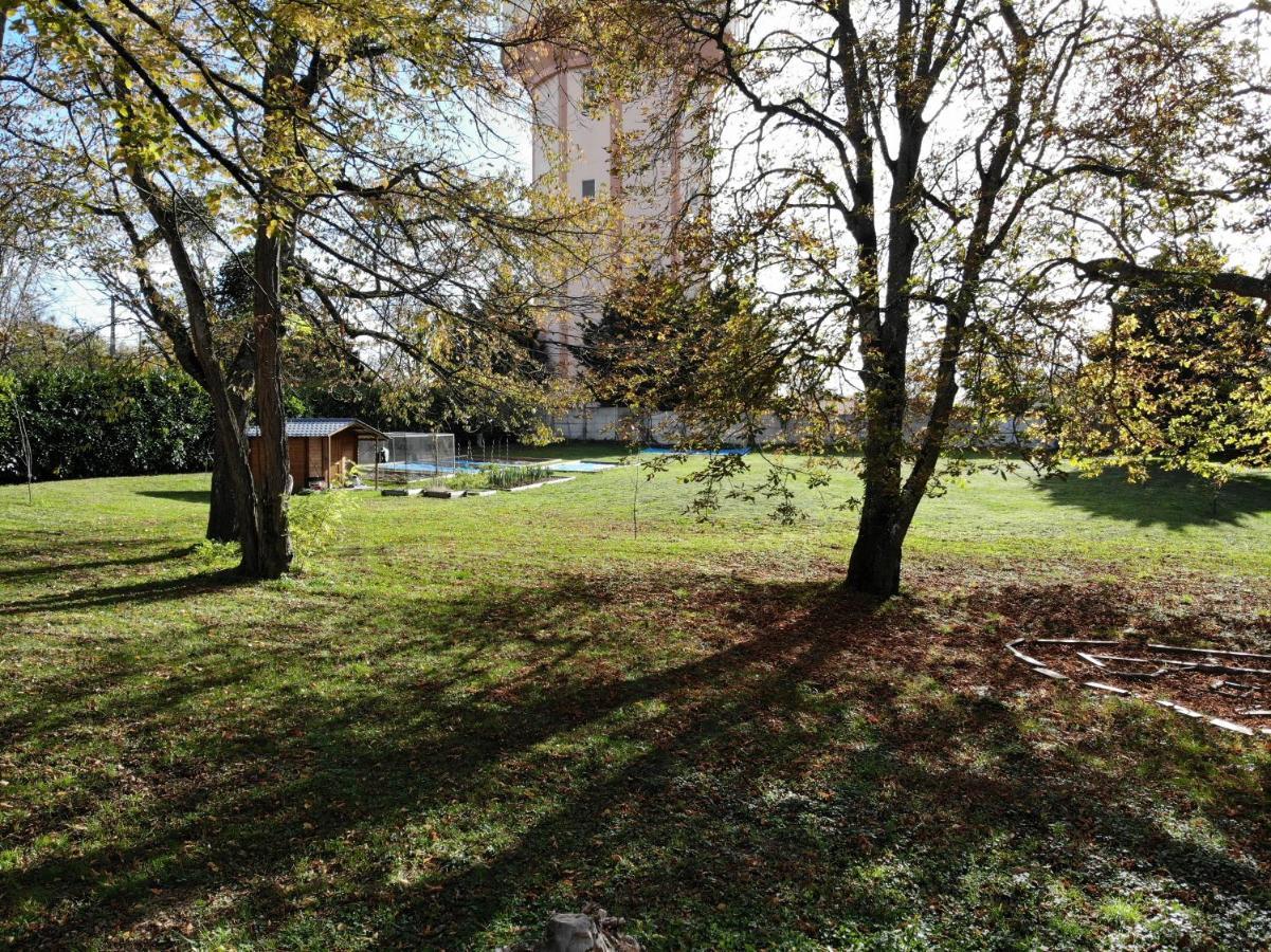 Domaine Du Moulin A Vent - Gite & Spa Saint-Florent-sur-Cher Bagian luar foto